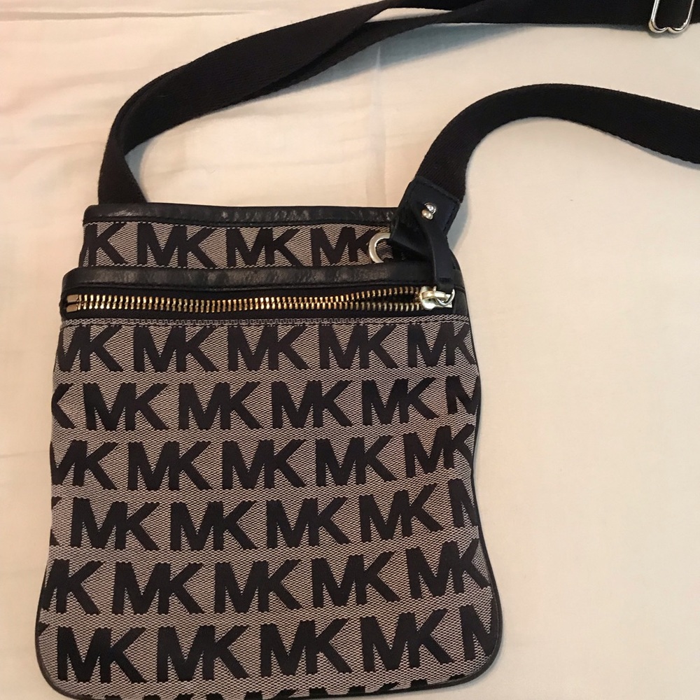 Michael Kors crossbody bag!